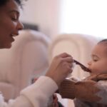 How To Commence Weaning in Brest feeding Mothers